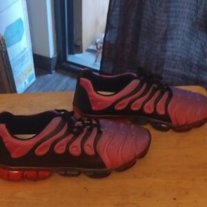 Hot pink tennis shoes